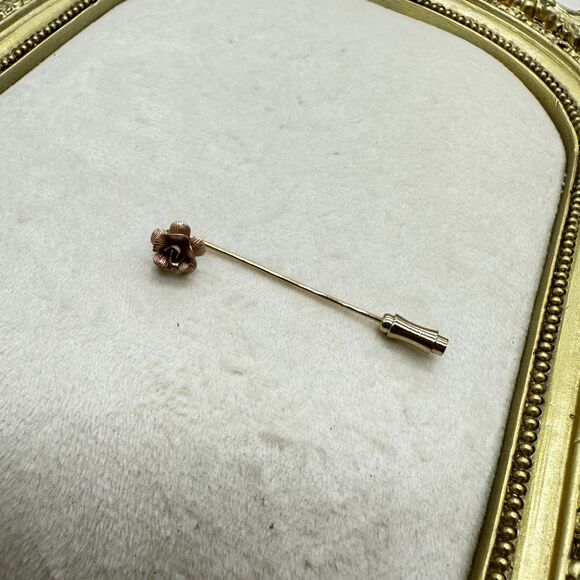 Vintage Jewelry Gold Tone Flower Stick Pin - Picture 2 of 3